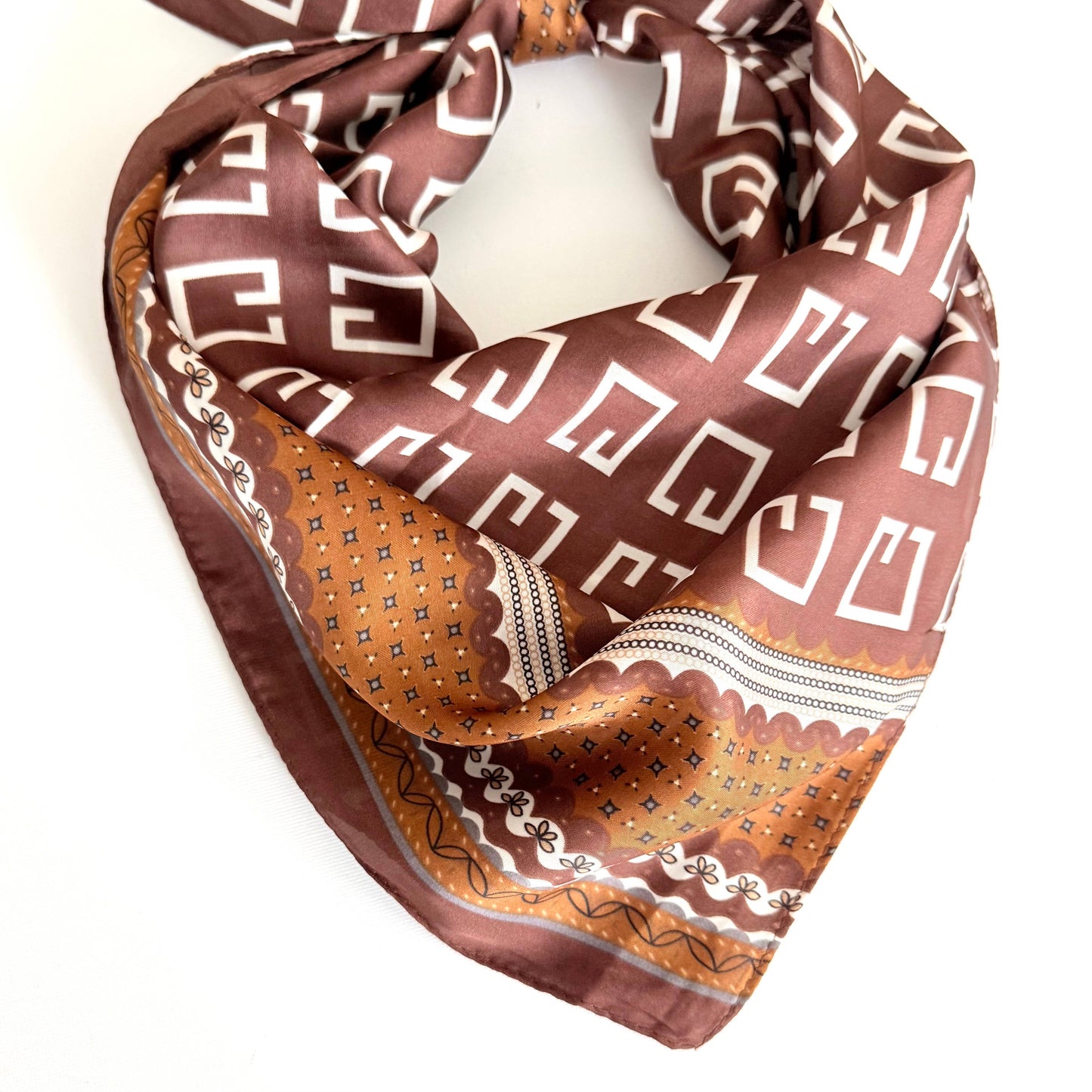 Geometric Pattern Scarf Brown