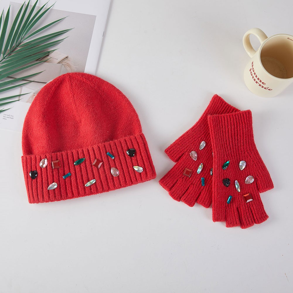Embellished Beanie & Gloves Set