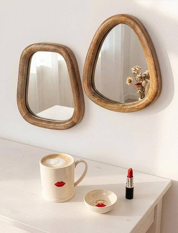 Lips on Rimmed Mug