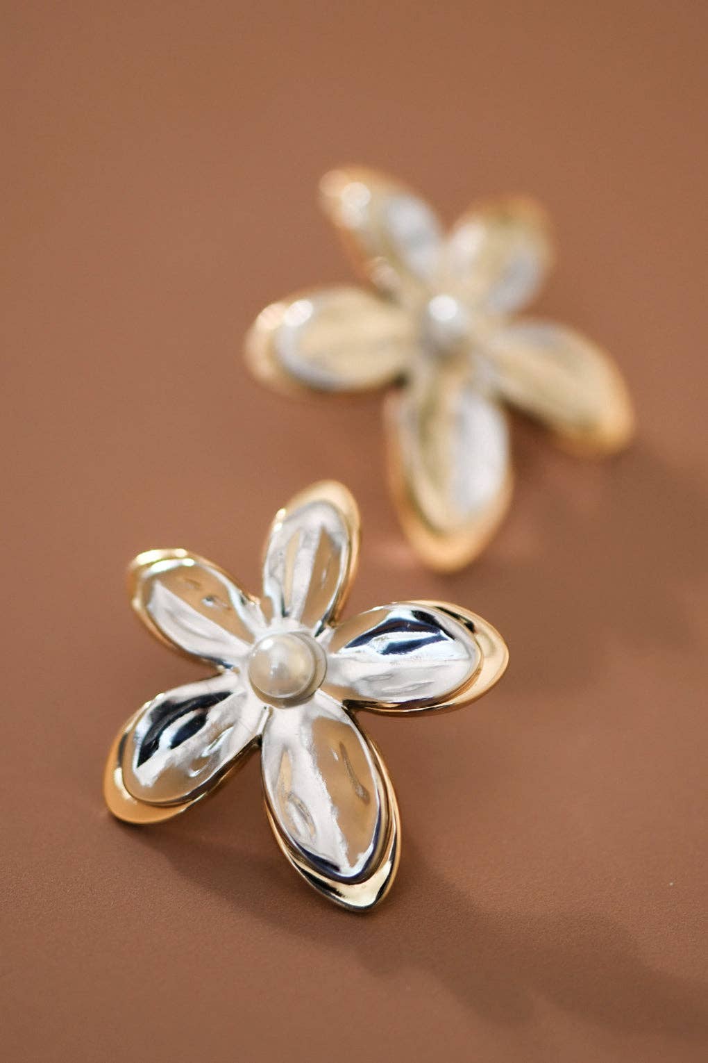 18K Gold Plated Pearl Flower Studs