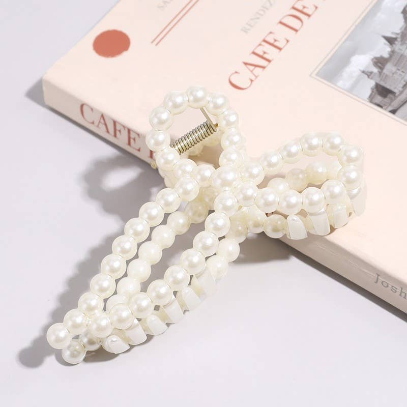 Pearl Bow Clip