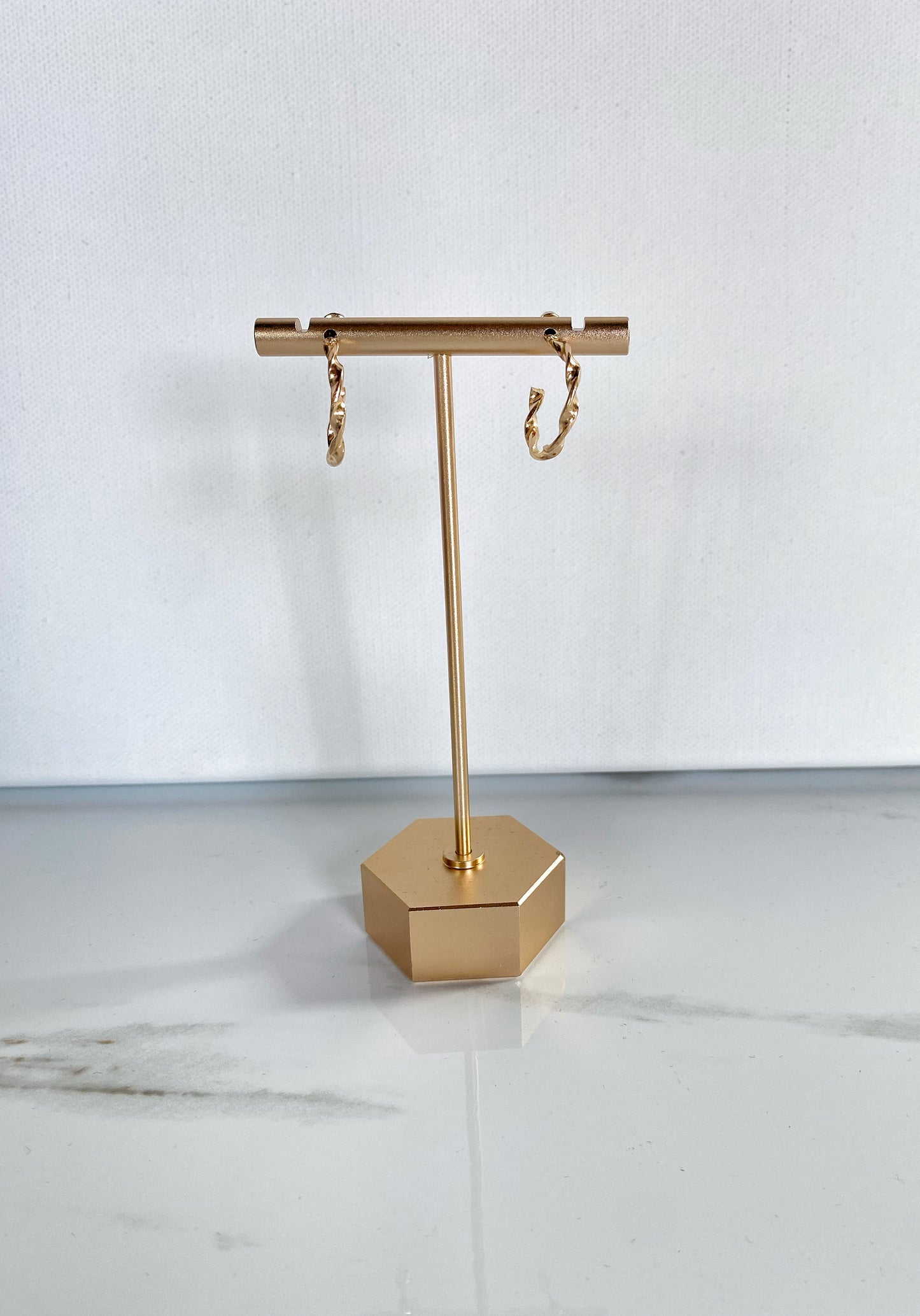 Small Hoop Twist