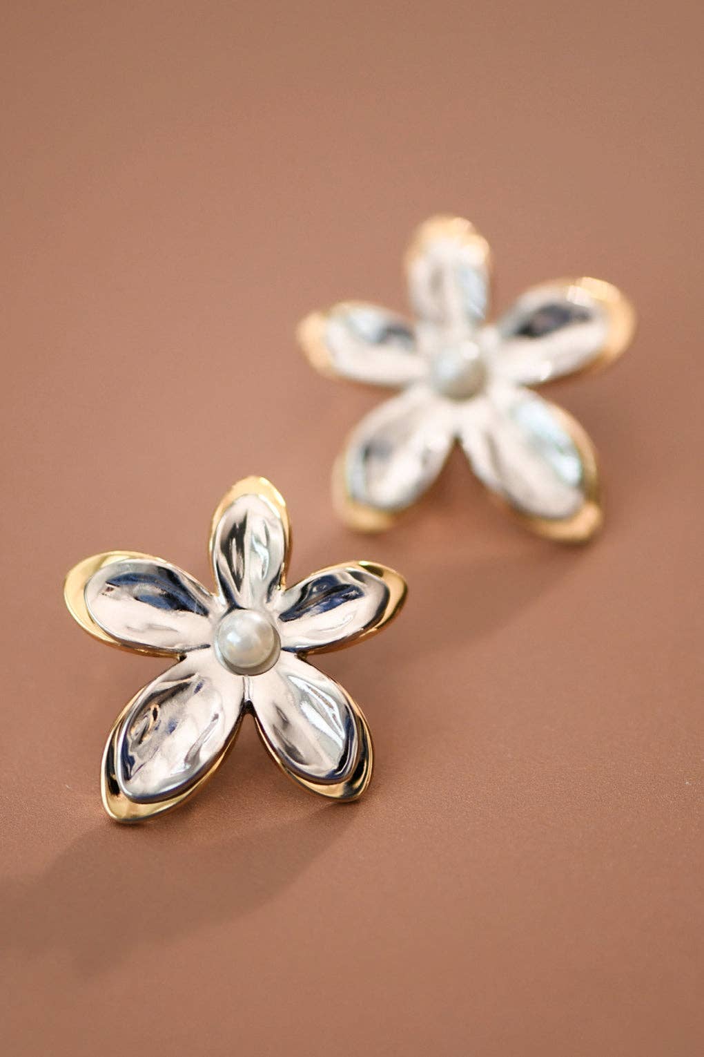 18K Gold Plated Pearl Flower Studs