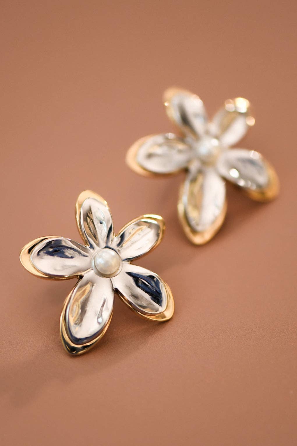 18K Gold Plated Pearl Flower Studs