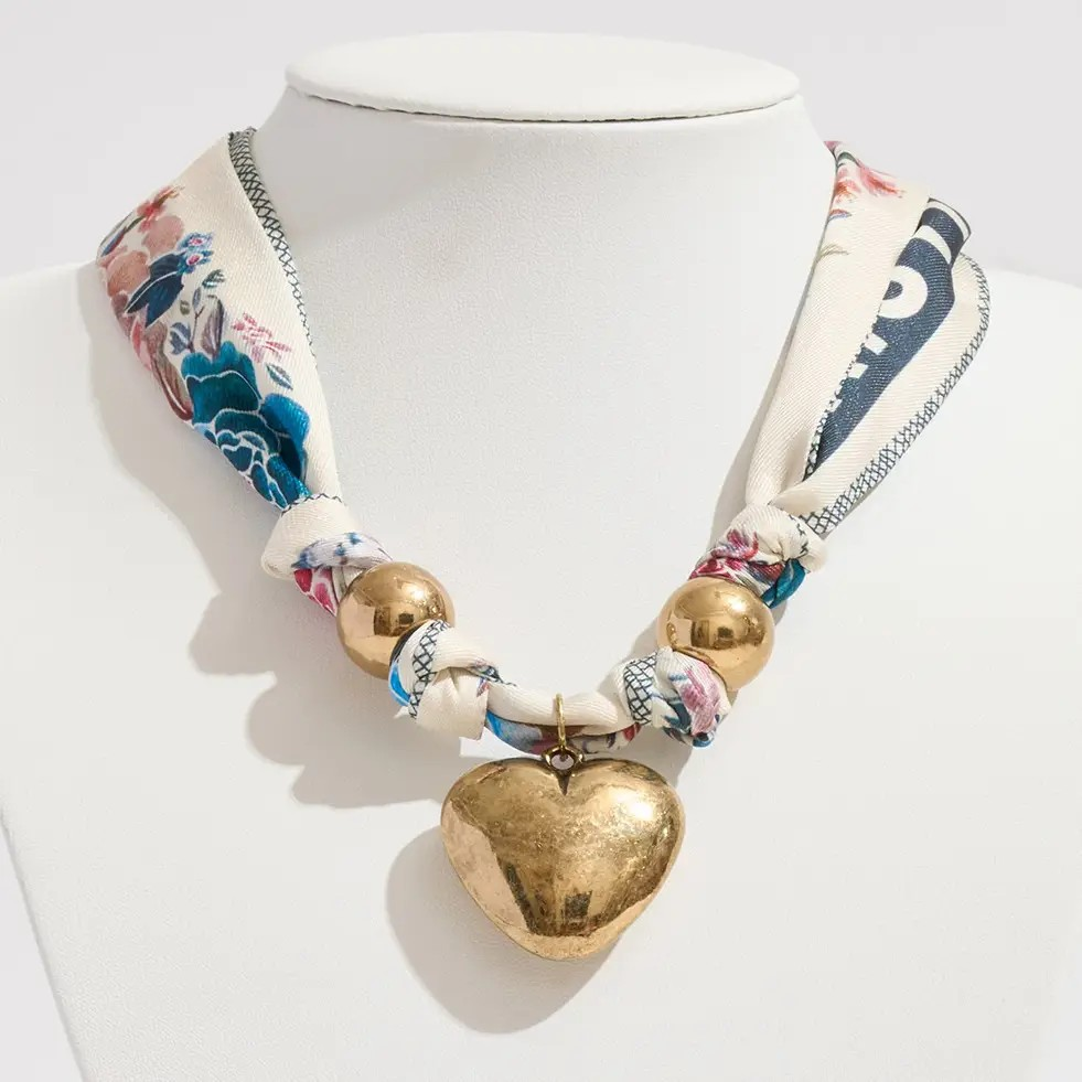 Puffy Heart Scarf Necklace