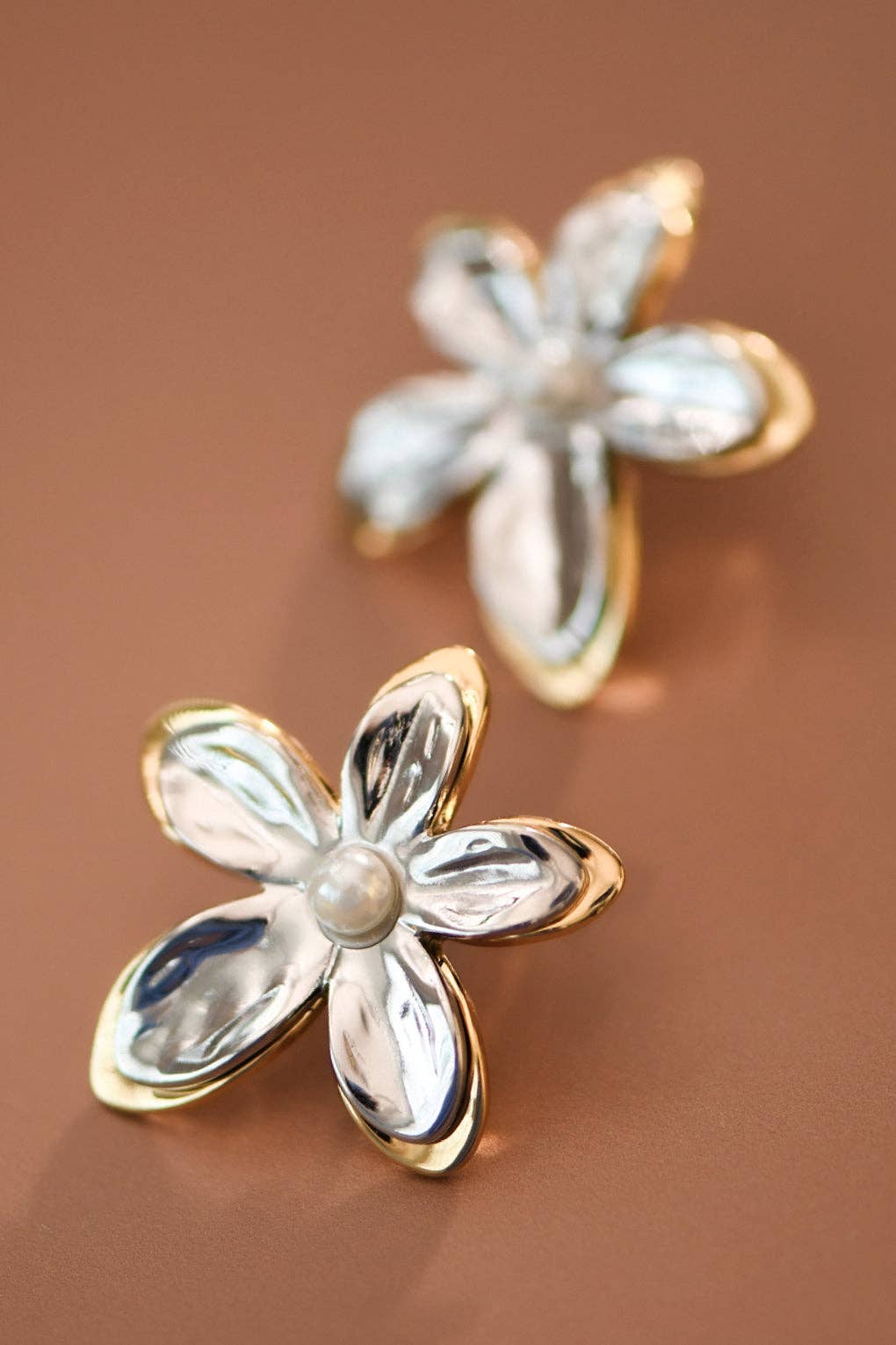18K Gold Plated Pearl Flower Studs