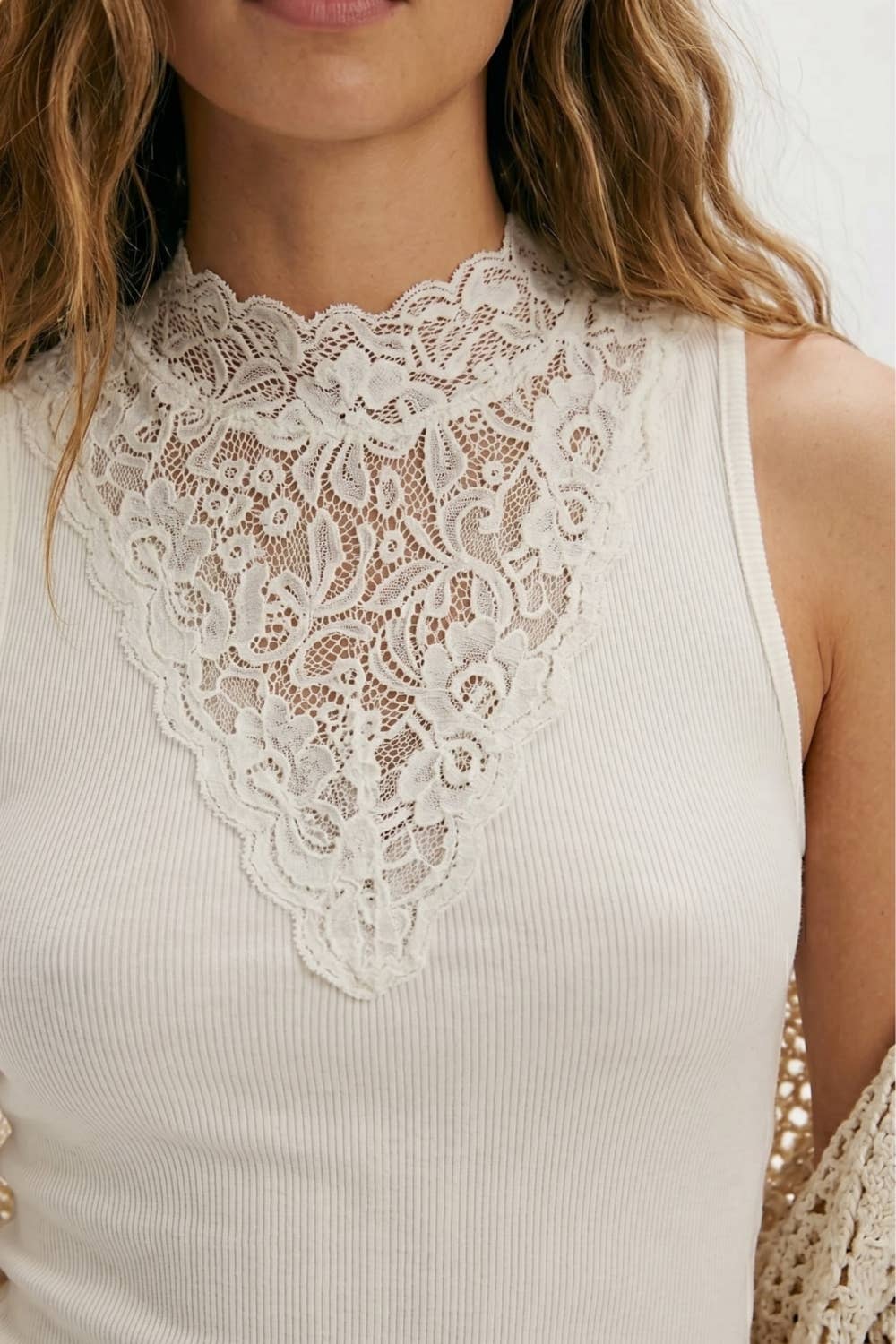 Samba Lace Mockneck