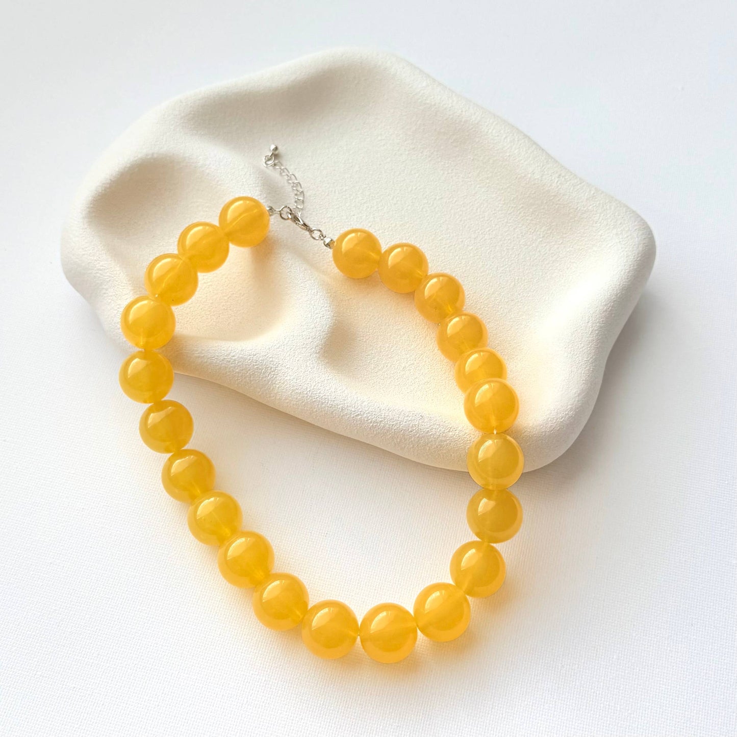 Chunky Beaded Jelly Necklace Yellow