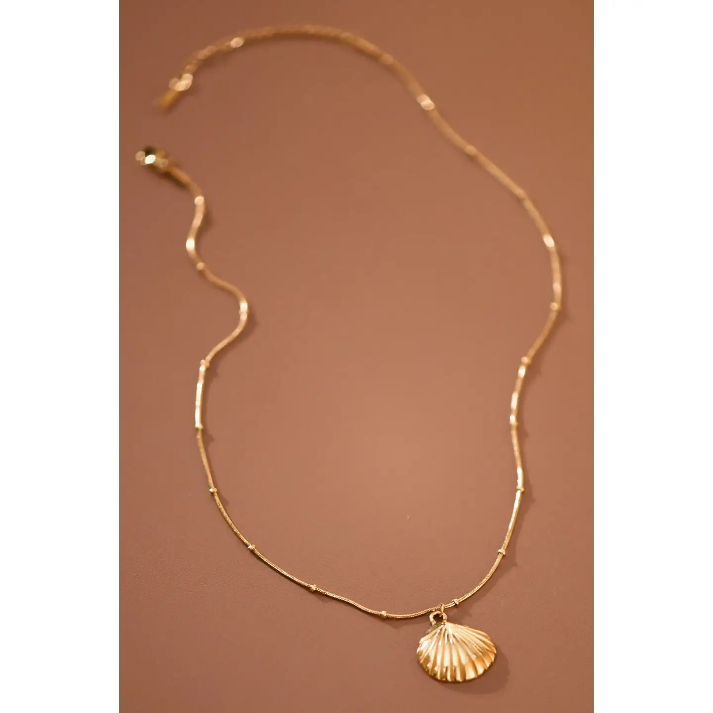 Gold Shell Pendant Necklace
