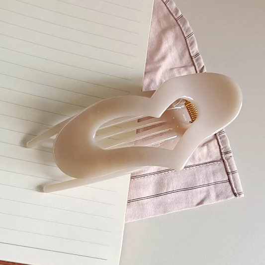 Flat Heart Clip