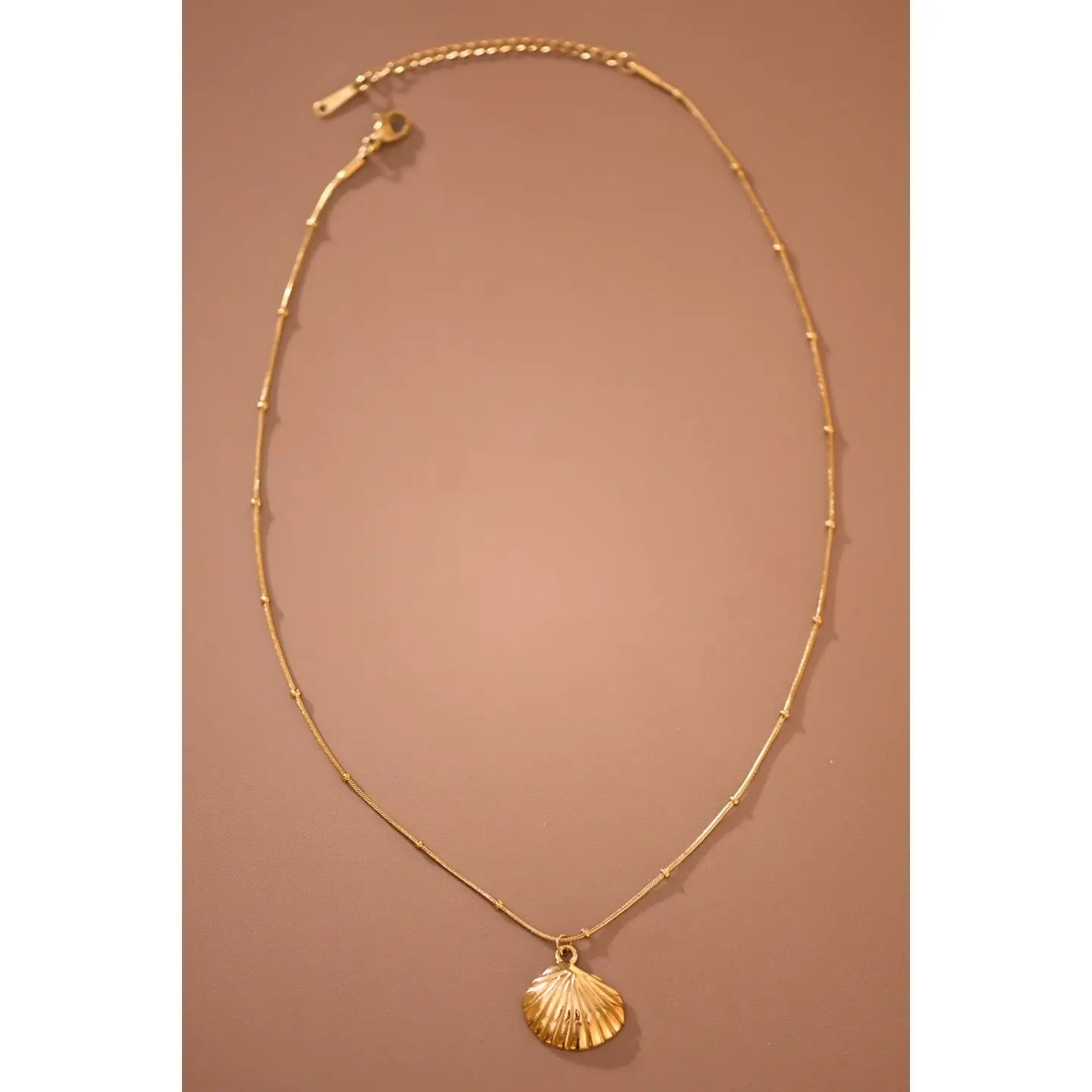 Gold Shell Pendant Necklace
